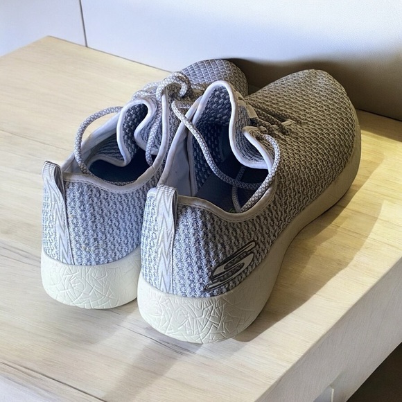 Skechers Knit Sneakers Air-Cooled memory Foam Grey/White Lace Up Men’s Size 11 - Picture 6 of 8